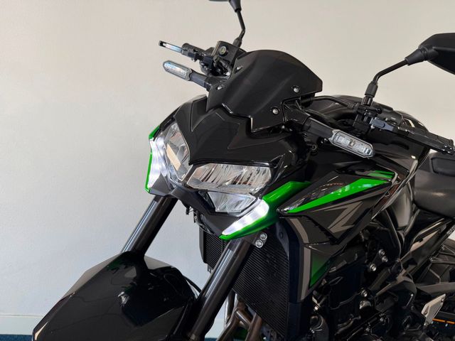 kawasaki - z900
