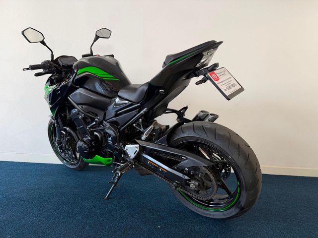 kawasaki - z900