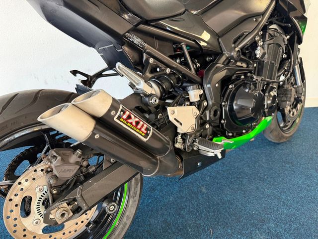 kawasaki - z900