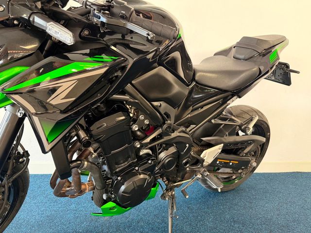 kawasaki - z900