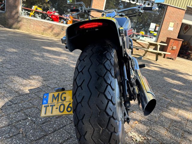 yamaha - xvs-650-dragstar