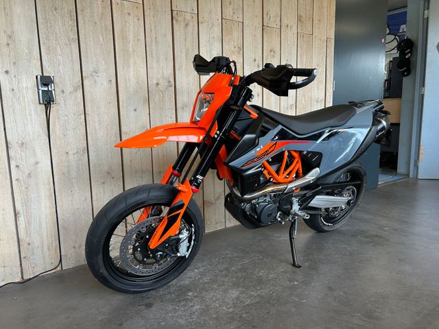 ktm - 690-smc-r
