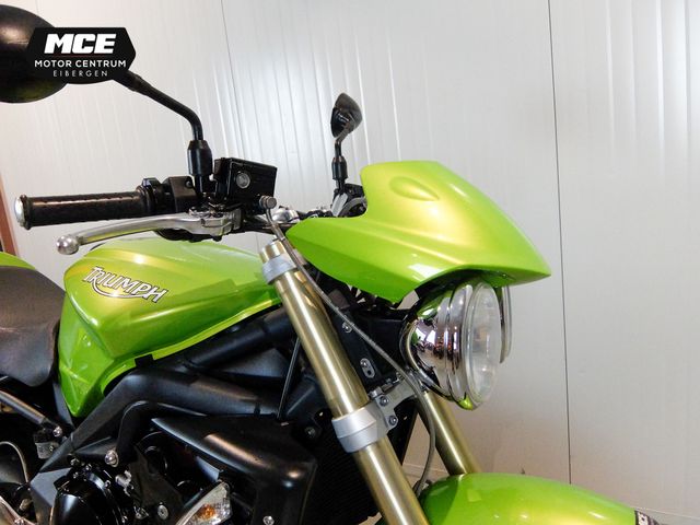triumph - street-triple