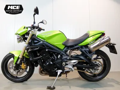 TRIUMPH STREET TRIPLE – foto 2
