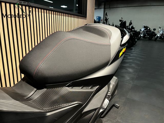 aprilia - sr-gt-200