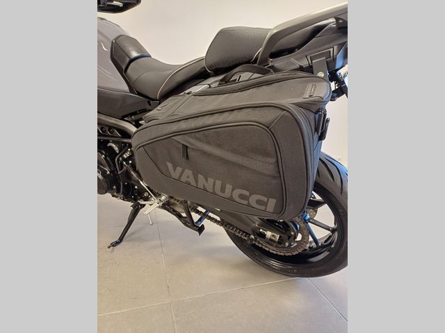 yamaha - tracer-900-abs