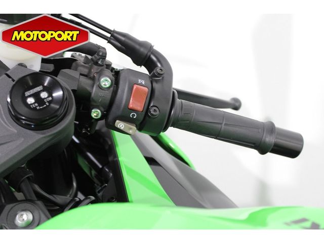 kawasaki - ninja-zx-6r