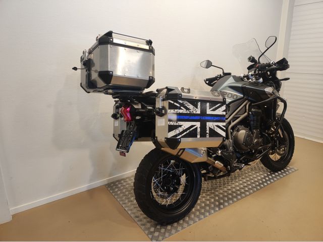 triumph - tiger-1200-xca
