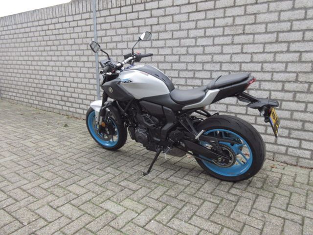 yamaha - mt-07-y-amt