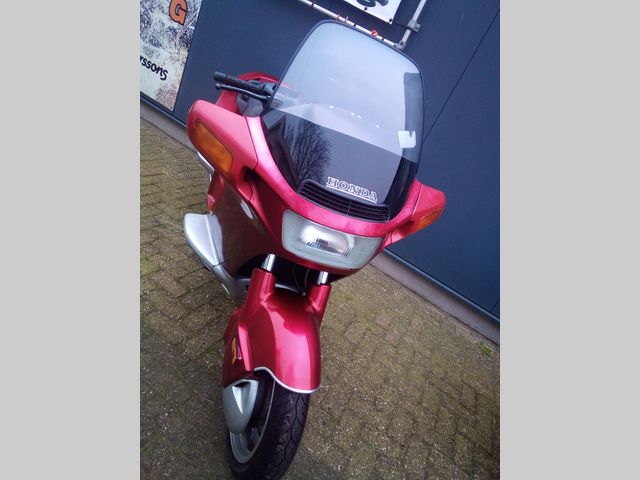 honda - pc-800-pacific-coast