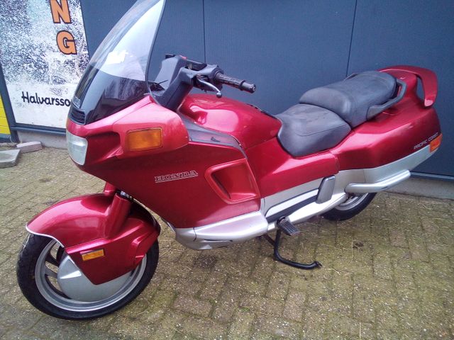 honda - pc-800-pacific-coast