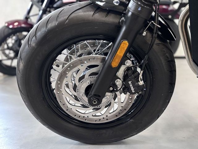 triumph - bonneville-bobber