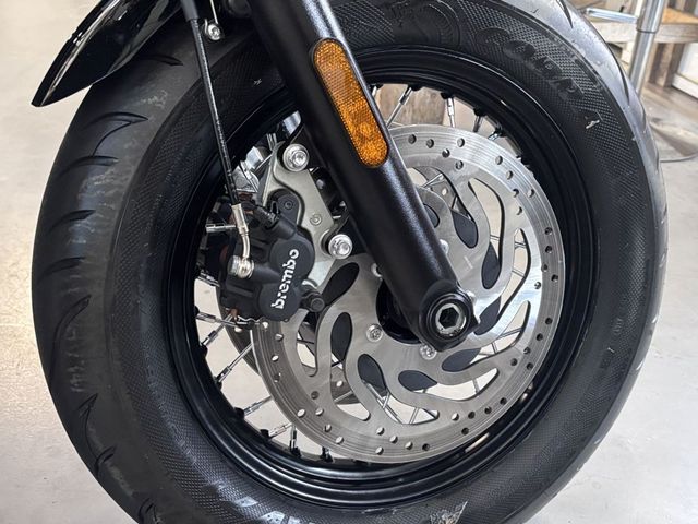 triumph - bonneville-bobber