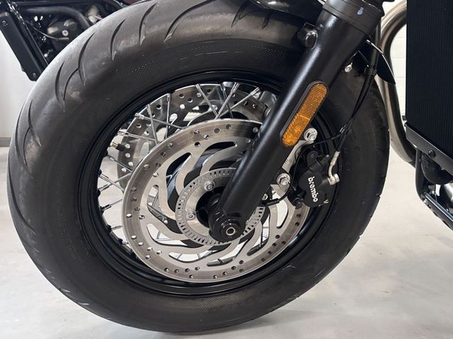 triumph - bonneville-bobber