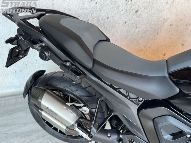 bmw - r-1300-gs-triple-black