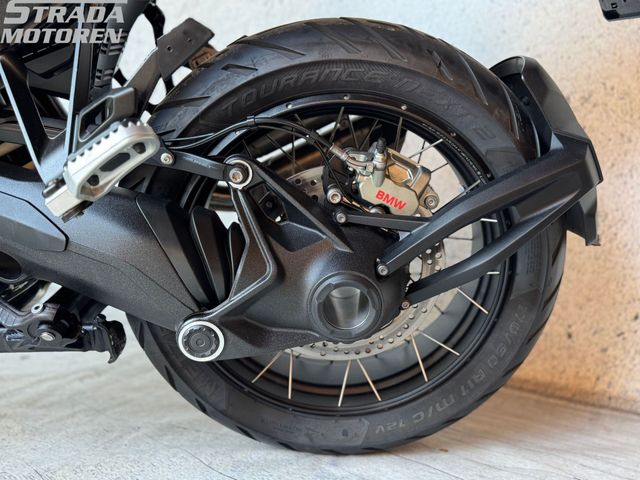 bmw - r-1300-gs-triple-black