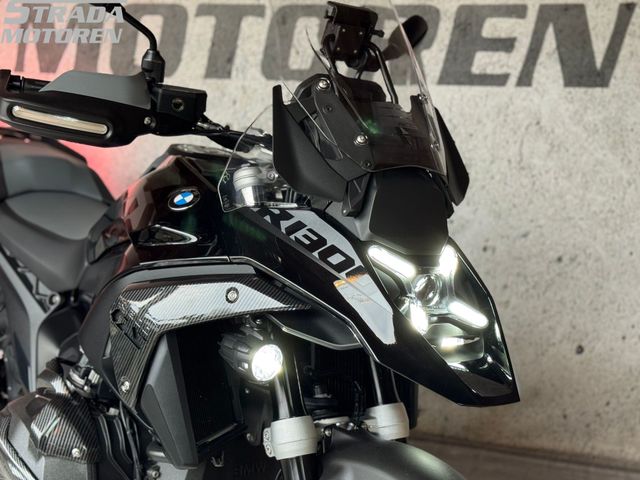 bmw - r-1300-gs-triple-black