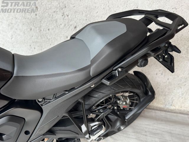 bmw - r-1300-gs-triple-black