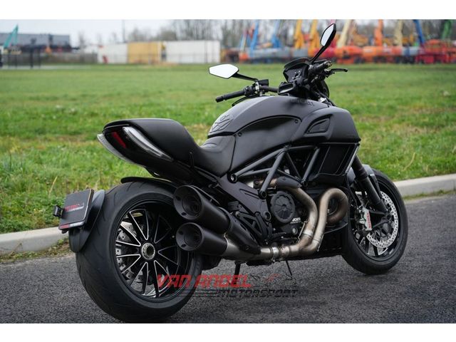 ducati - diavel