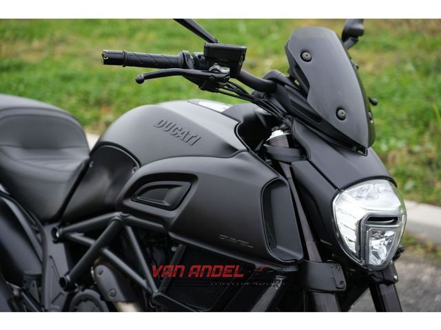 ducati - diavel