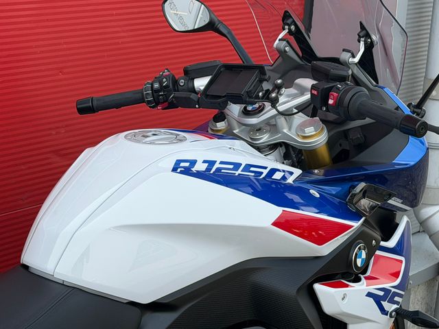 bmw - r-1250-rs