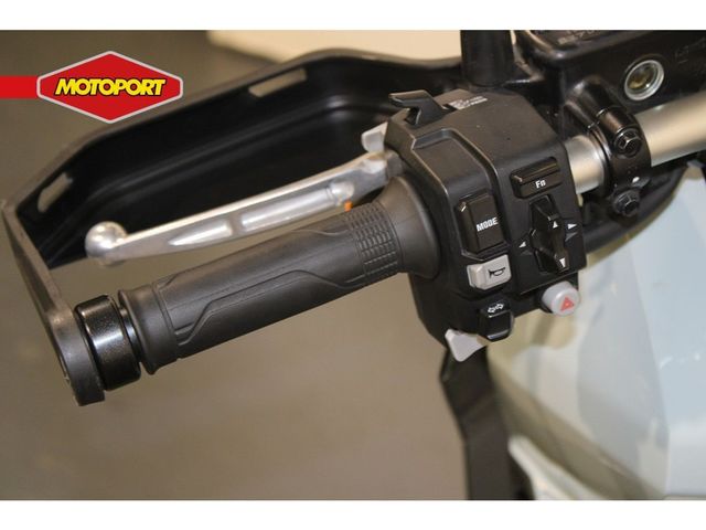 honda - x-adv