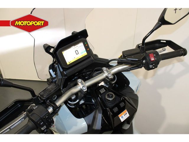 honda - x-adv