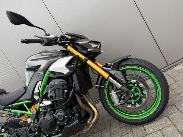 kawasaki - z900-se