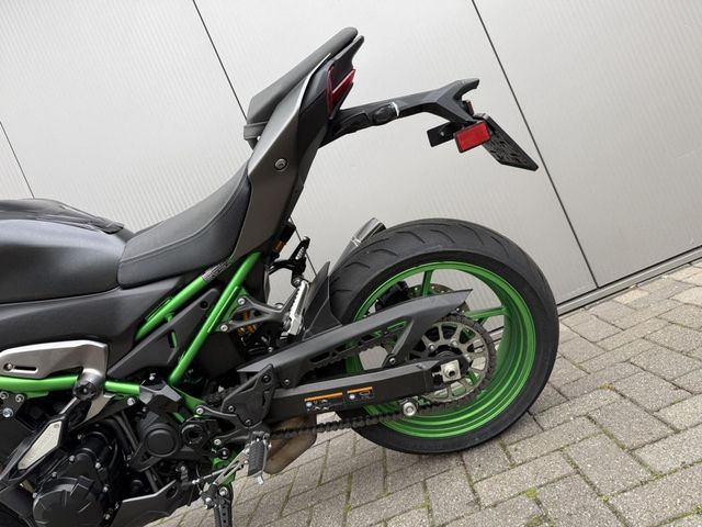 kawasaki - z900-se