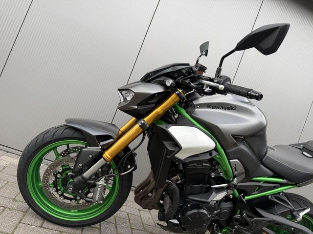 kawasaki - z900-se