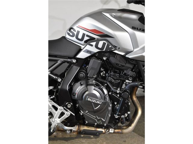 suzuki - gsx-8s