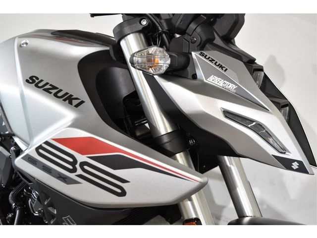 suzuki - gsx-8s