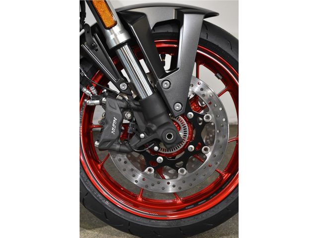suzuki - gsx-8s