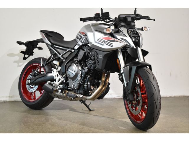 suzuki - gsx-8s