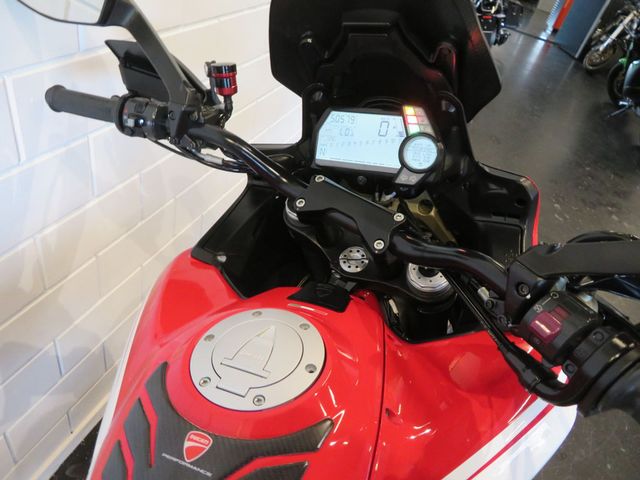 ducati - multistrada-1200-s-pikes-peak