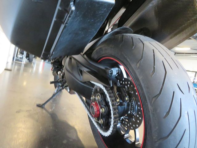 ducati - multistrada-1200-s-pikes-peak