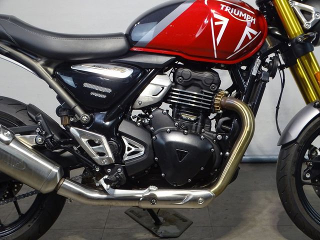 triumph - speed-400