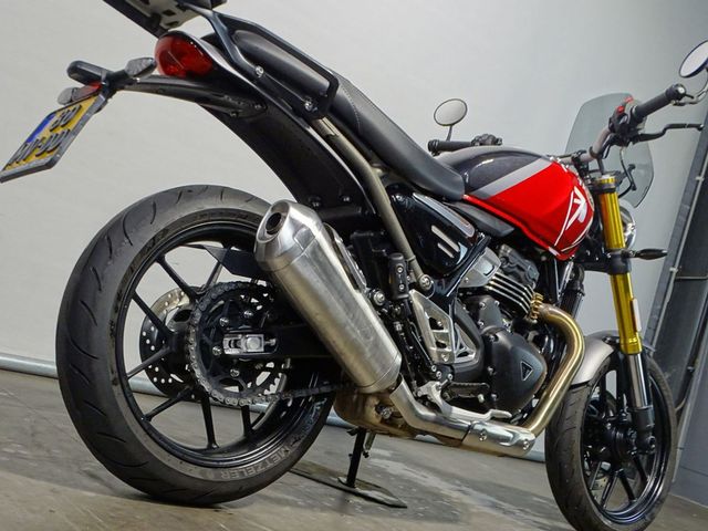 triumph - speed-400