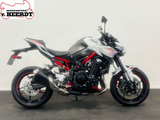 kawasaki - z900