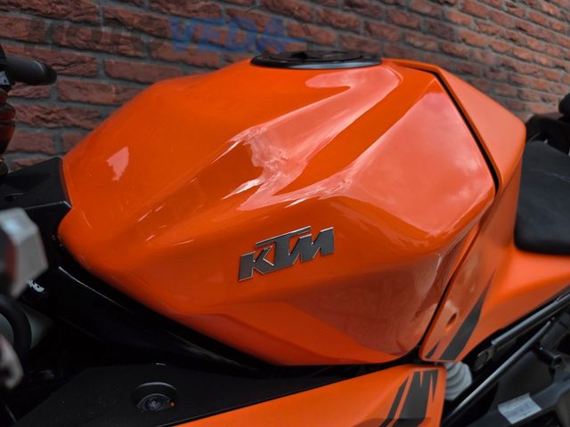 ktm - rc-390