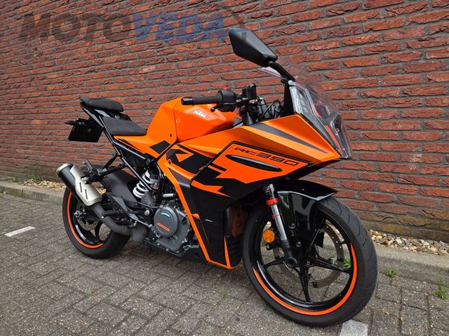 ktm - rc-390