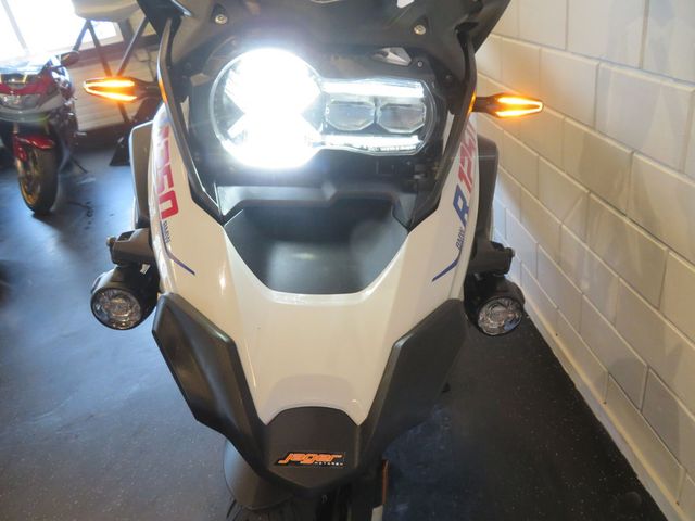 bmw - r-1250-gs-hp
