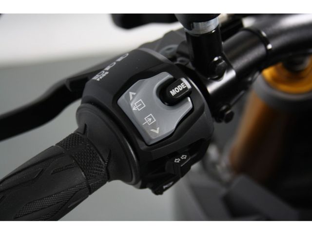 suzuki - gsx-s-1000-abs