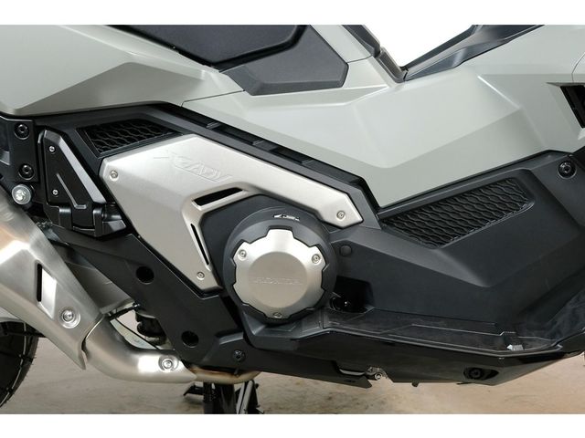 honda - x-adv