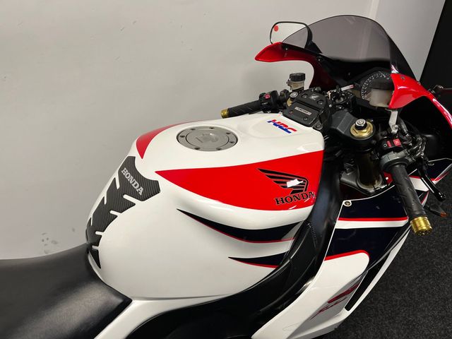 honda - cbr-1000-rr-fireblade