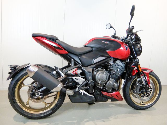 triumph - trident-800