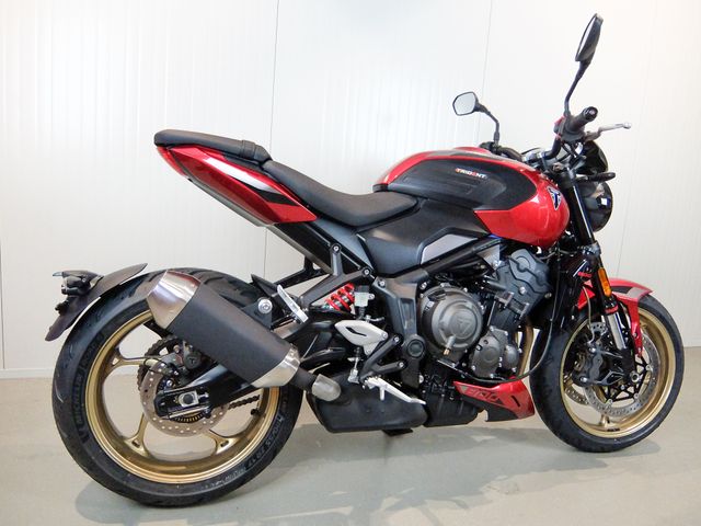 triumph - trident-800