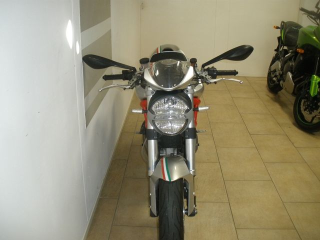 ducati - m-1100