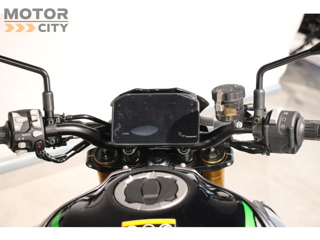 kawasaki - z900