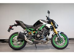 KAWASAKI Z900